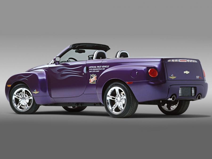  Chevrolet SS R Indianapolis Pace Car 2003 года  (фото 31 из 35)